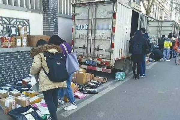 校園跑腿配送平臺，大學(xué)生校園創(chuàng)業(yè)首選項(xiàng)目！